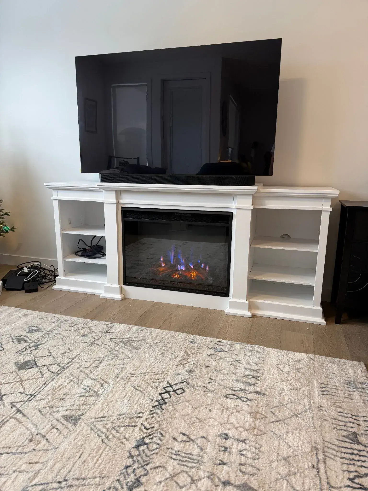 Living Room & Media Furniture — Montage Mobilier in Montreal